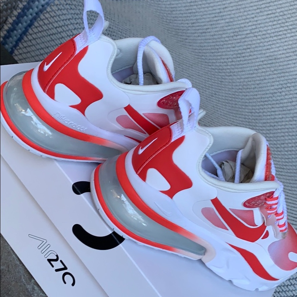• NIKE W AIR MAX 270 REACT SE WMNS - Picture 11 of 16